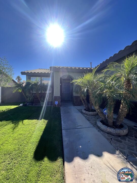 Photo - 1220 Mc Millin St