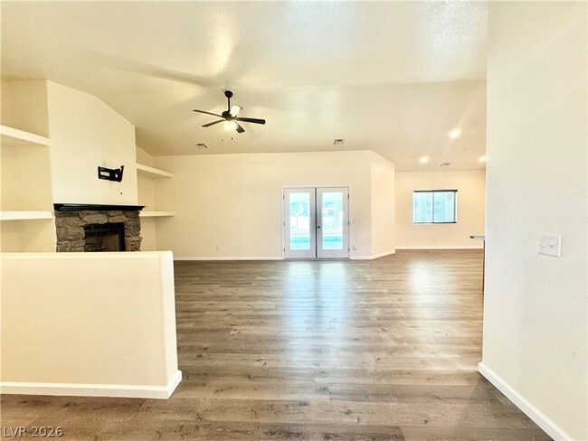 Photo - 5420 N Blagg Rd