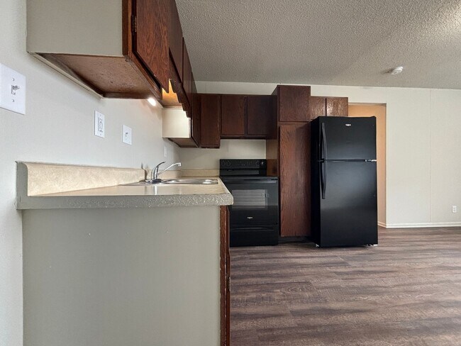 Photo - 1 Bedroom, 1 Bath Apartment at the Brooksi... Unit 305