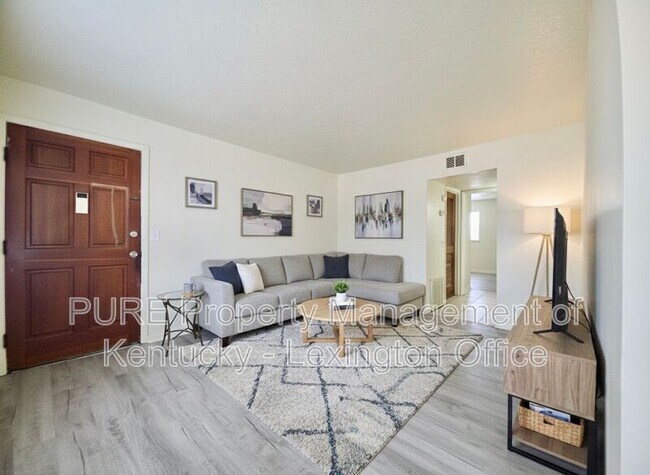 Photo - 304 Quachita Trail Unit 3