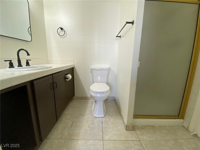 Building Photo - 3823 S Maryland Pkwy Unit N3