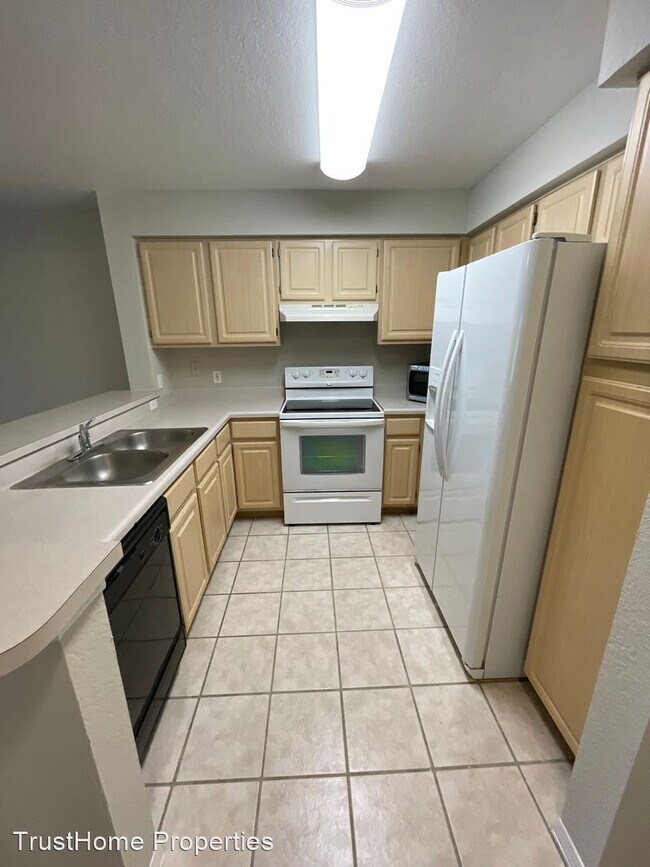 Photo - 2 br, 2 bath House - 13917 Fairway Island ...