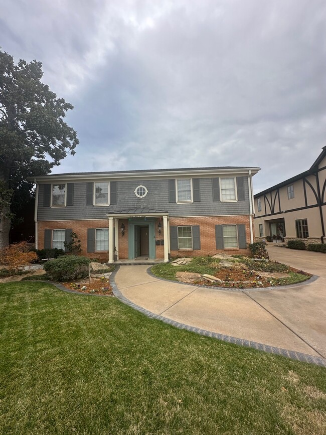 Building Photo - 6507 Avondale Dr Rental