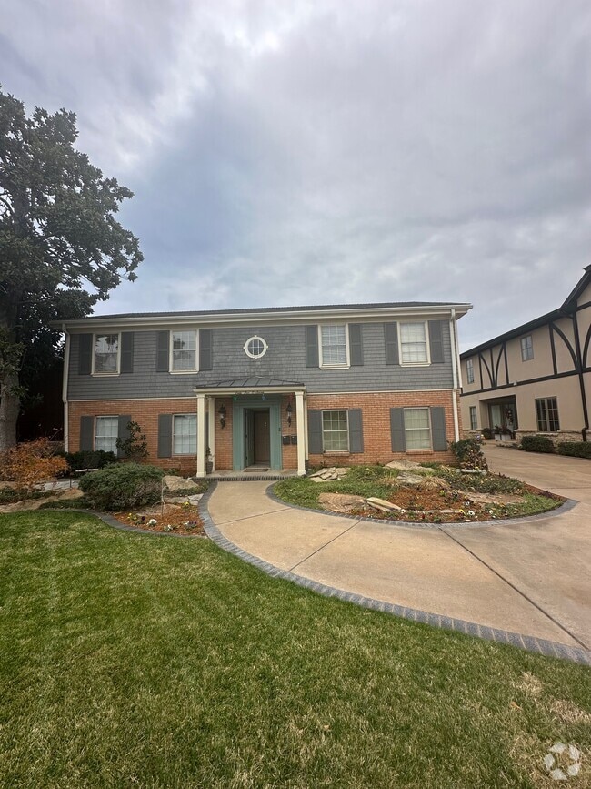 Building Photo - 6507 Avondale Dr Rental