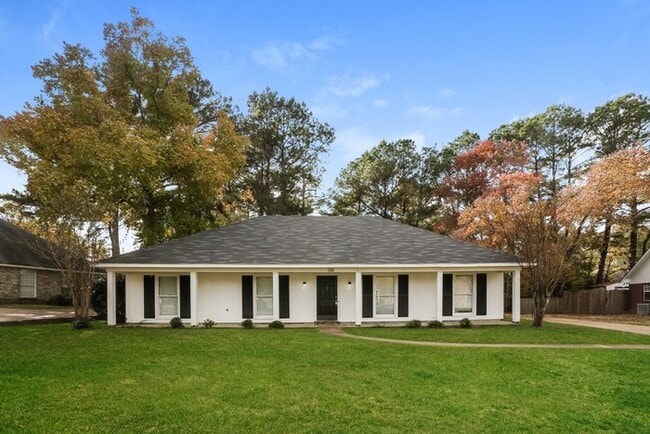 Photo - 506 Huntington Dr House