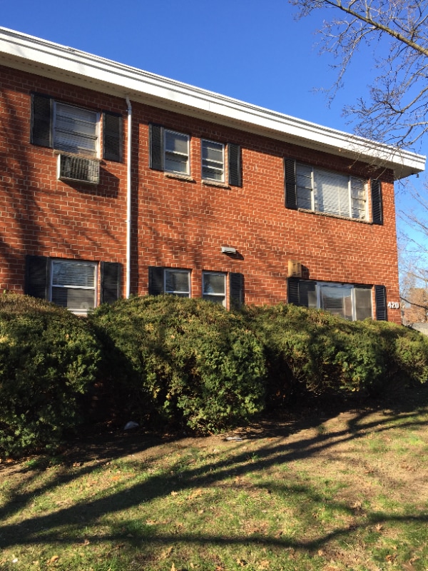 Photo - 420 W 7th St