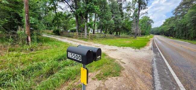 Photo - 15500 FM1725