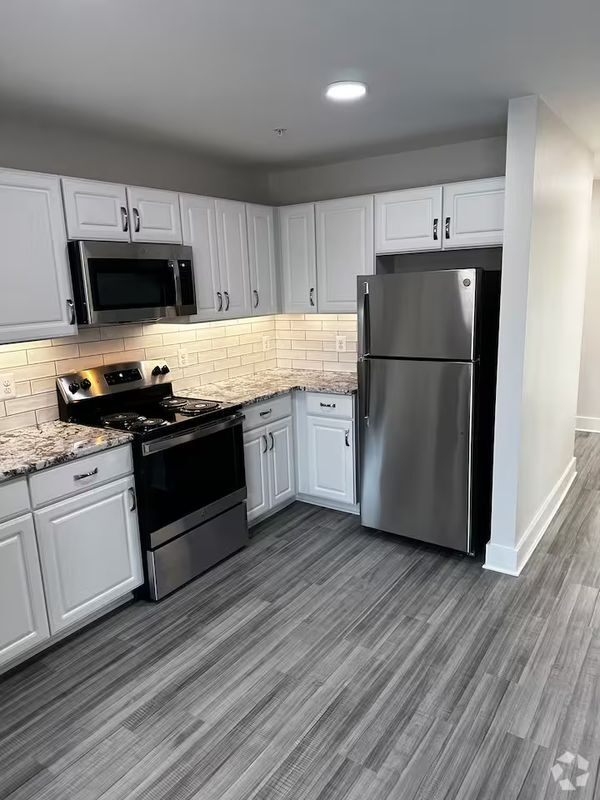 Building Photo - 19500 Village Walk Dr Rental