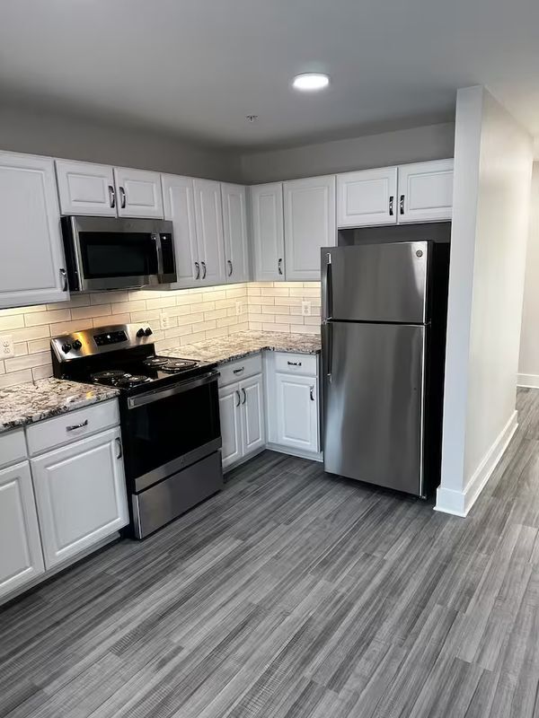 Building Photo - 19500 Village Walk Dr Rental