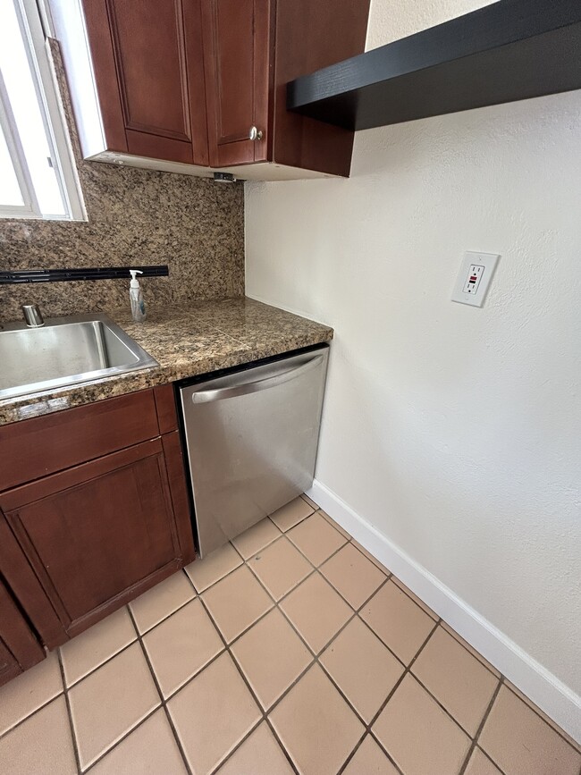 Photo - 43 5th Ct Unidad 2x2