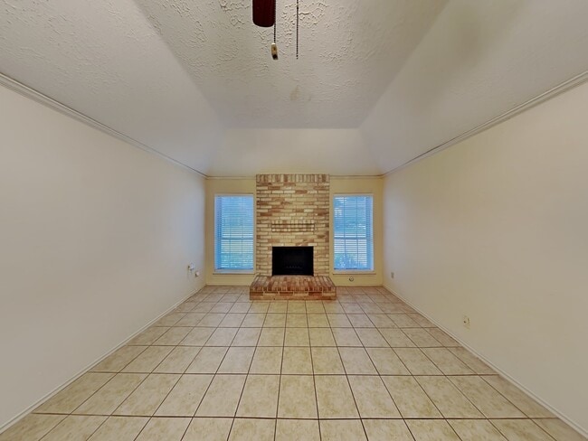 Photo - 10514 Wayward Wind Ln