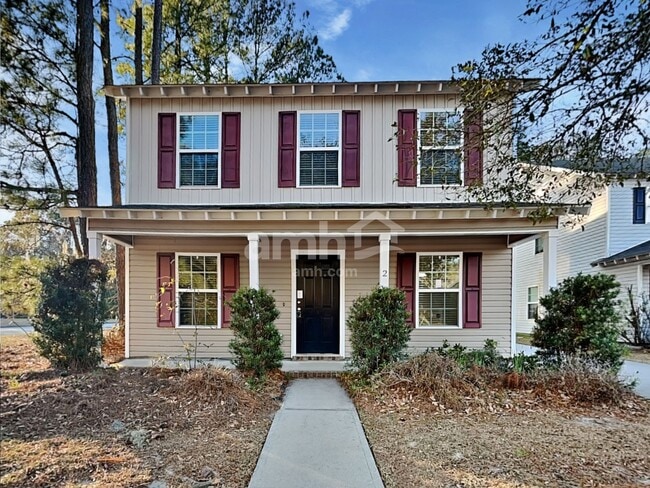Photo - 2 Ristona Dr House