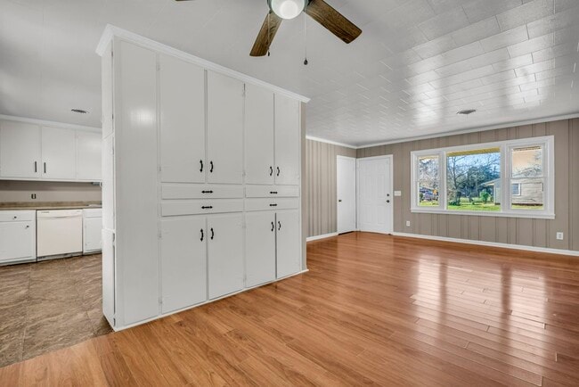 Photo - 266 McHall Dr