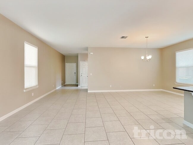 Photo - 282 Aberdeen St