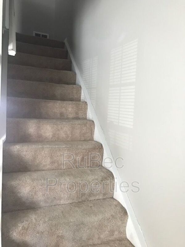 Photo - 7622 Holly Grove Ct