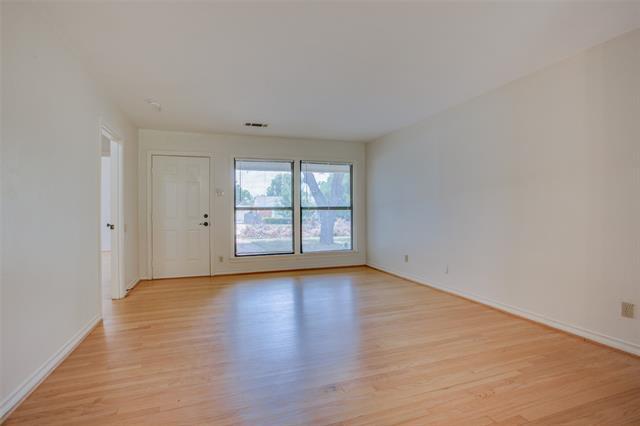 Photo - 9412 Forest Hills Blvd