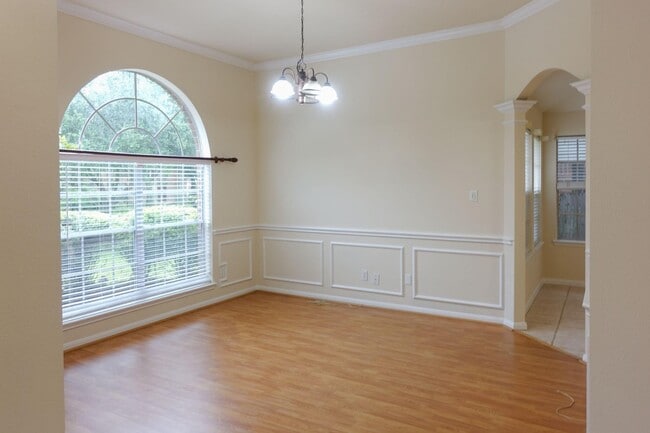 Building Photo - 20735 Spring Rose Dr