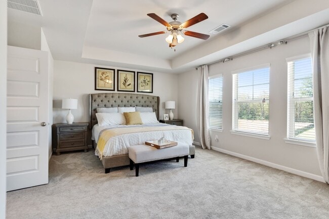 Photo - 3 BEDROOM TOWNHOME IN OAKWOOD! Rabun Floor...