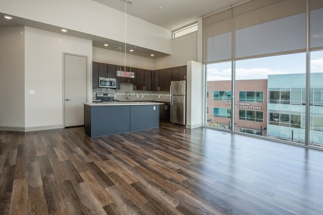 Lofts at Lincoln Station