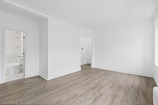 Photo - 137 Kensington Ave Unit 101