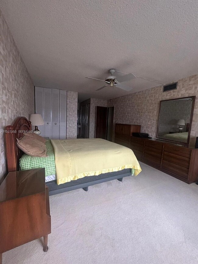 Photo - 251 174th St Unit 1820