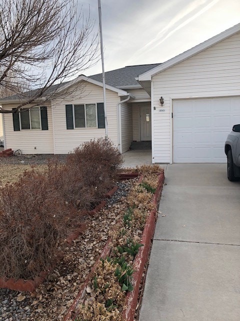 Photo - 250 Evergreen Ct