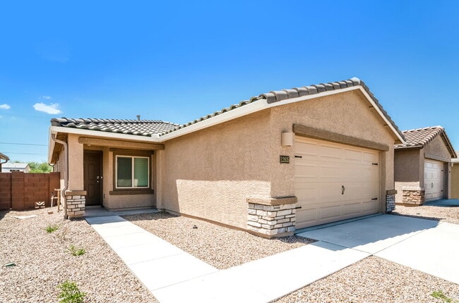 Photo - 12835 N Peony Dr