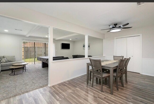 2135 Fleur de Lis Ct