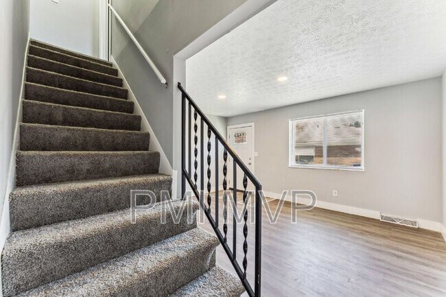 Photo - 4056 Carlton Ave Unidad 4056 C