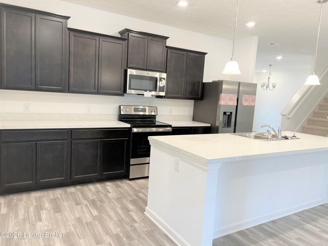 Photo - 17111 Meander Way