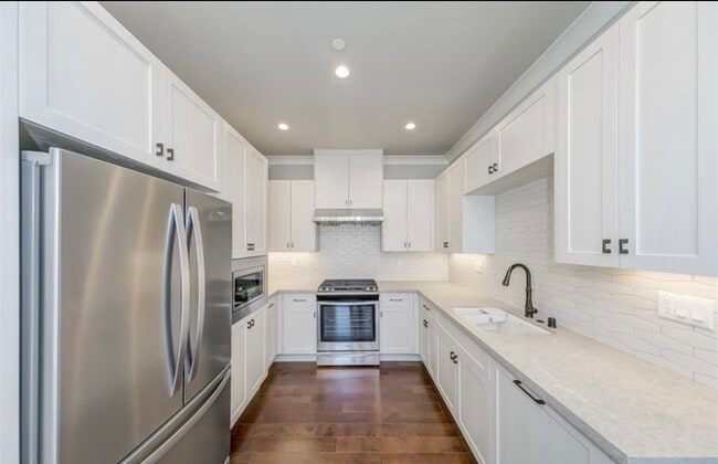 Photo - 139 Alice St Unidad 145B