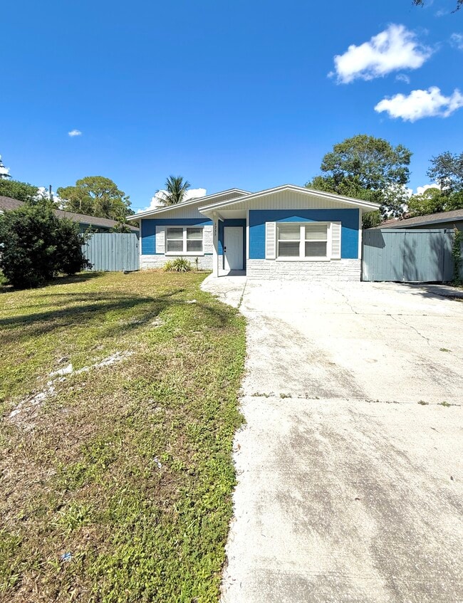 Building Photo - 1735 Michigan Ave NE