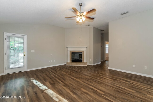 Photo - 6401 Sarahs View Ct
