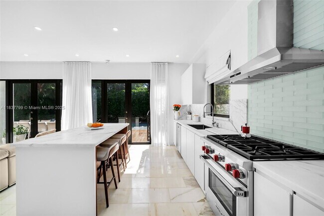 Photo - 110 3rd San Marino Terrace