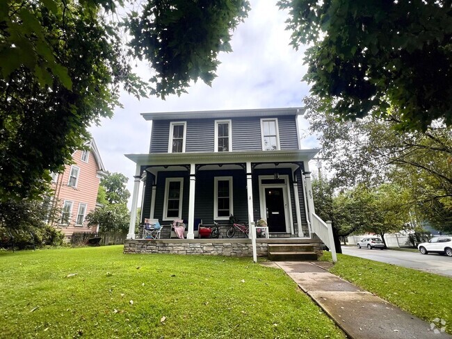 Building Photo - Sewickley - Stunning 3 Bedroom 2.5 Bathroom Rental