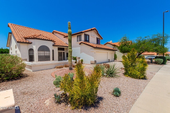 Photo - 6121 E Saddleback St