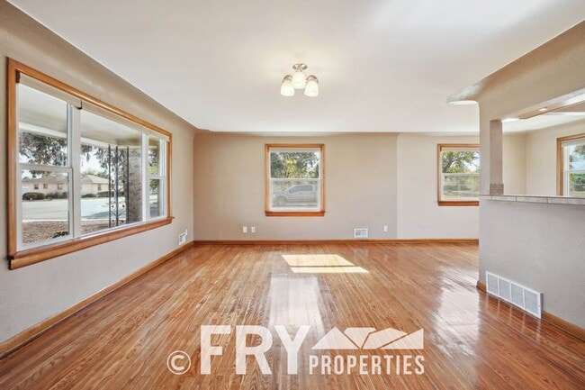 Photo - Brick Ranch Home Near Olde Town