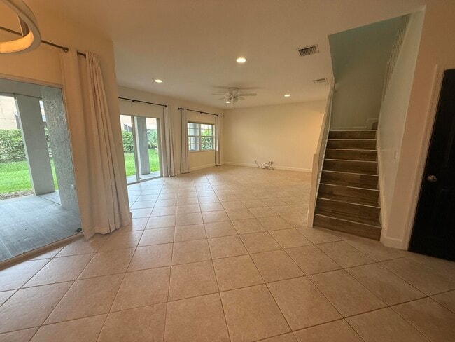 Photo - 114 Owl Pointe Cir