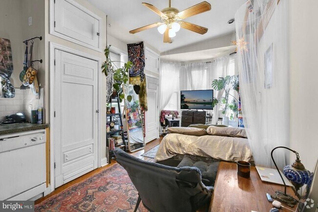 Building Photo - 858 N 25th St Rental