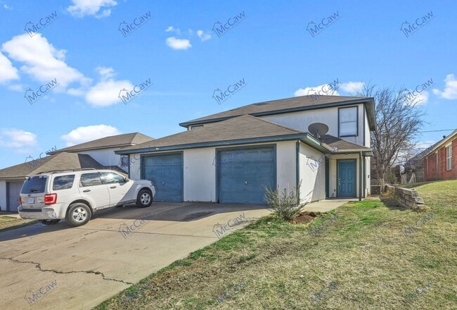 Photo - 8135 Julie Ave