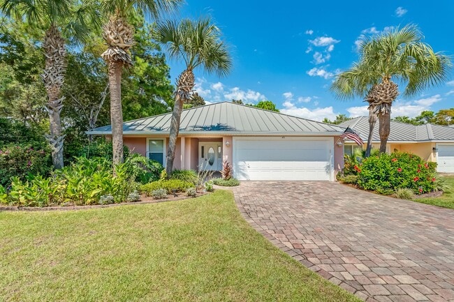Building Photo - Beautiful 4 Bedroom Beach-Style Cottage! Rental