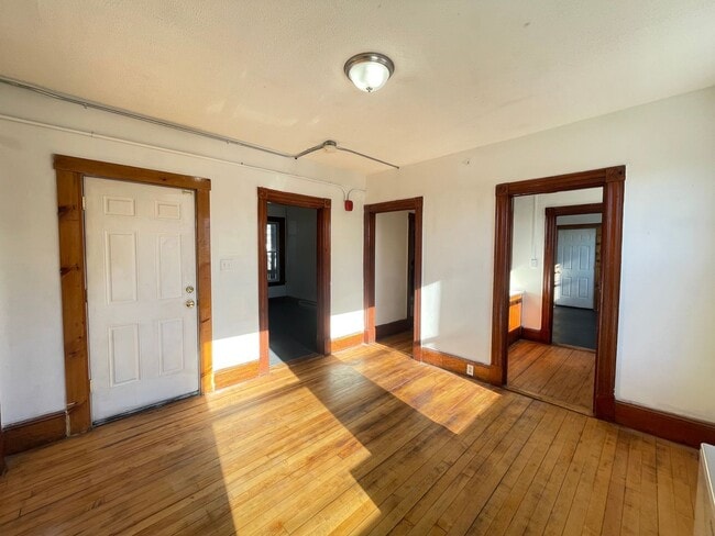 Photo - 457 Beech St Unit 2