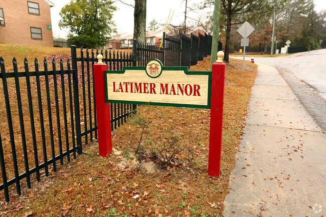 Photo - Latimer Manor