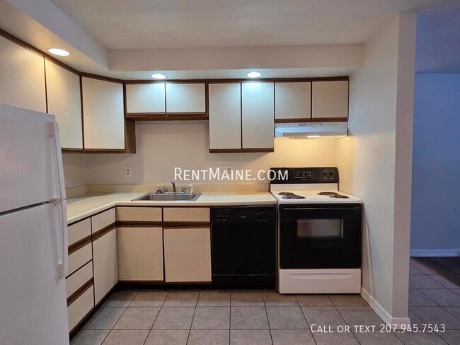 Photo - 20 Tall Pines Dr Unit 4