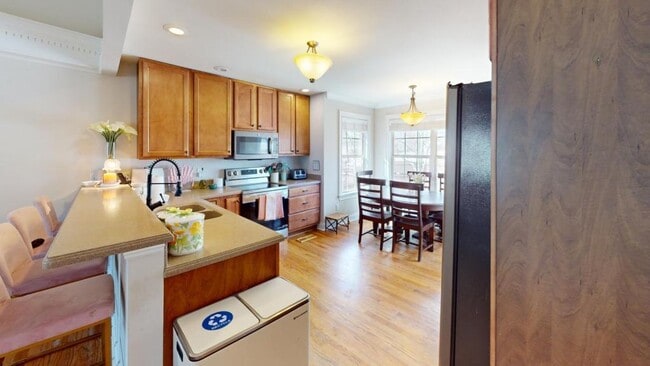 Photo - 9316 Shingle Oak Dr