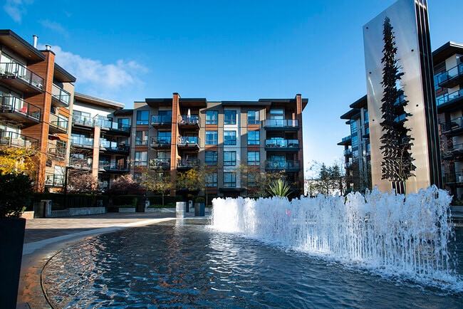 Building Photo - The Shore