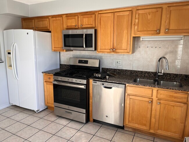 Photo - 427 S Euclid Ave Unit H