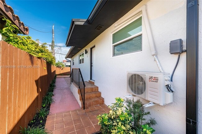 Photo - 3321 NW 19th Terrace Unidad B