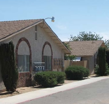 Ridgeview Apartments - Casa Meadows Apartments