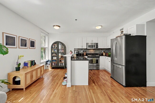 Photo - 1618-18 Ann St Unit 26